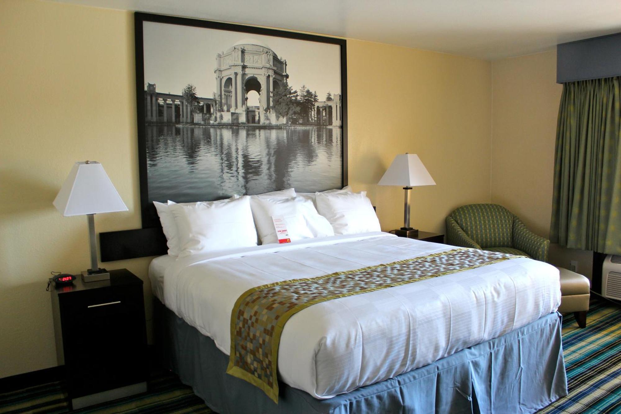 Super 8 By Wyndham Vallejo/Napa Valley Стая снимка