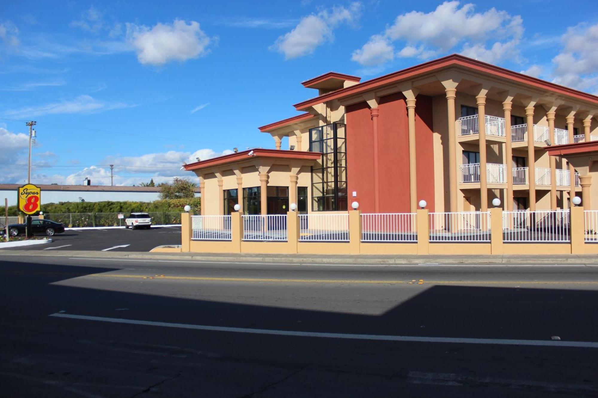 Super 8 By Wyndham Vallejo/Napa Valley Екстериор снимка